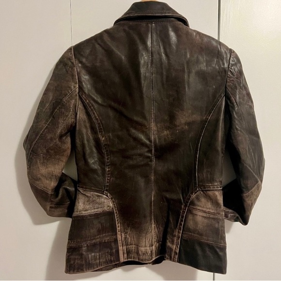 Danier Ladies Brown Leather Jacket - Picture 3 of 4